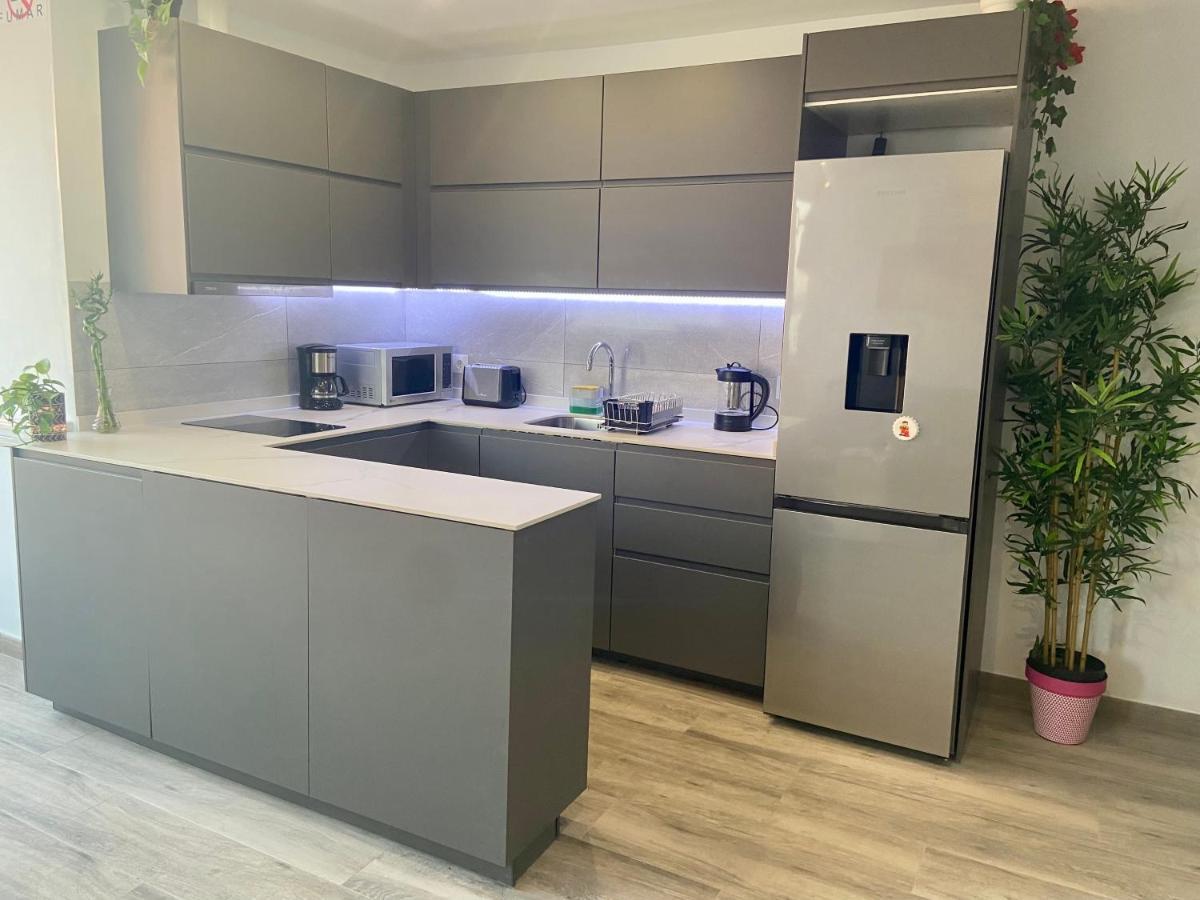 Mediterranean View Suite Costa Del Sol Фуeнхирола Екстериор снимка