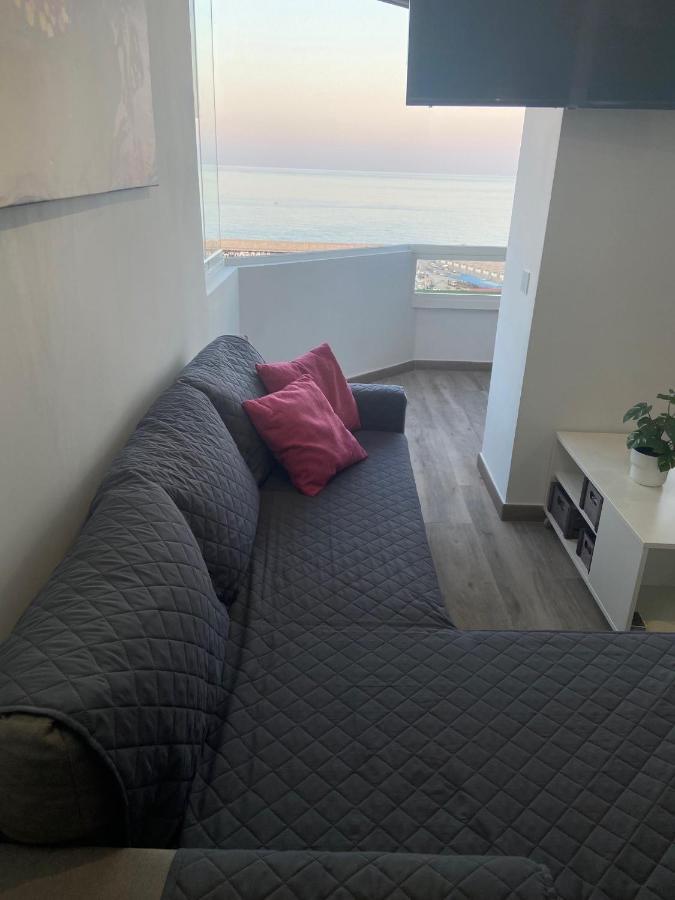 Mediterranean View Suite Costa Del Sol Фуeнхирола Екстериор снимка