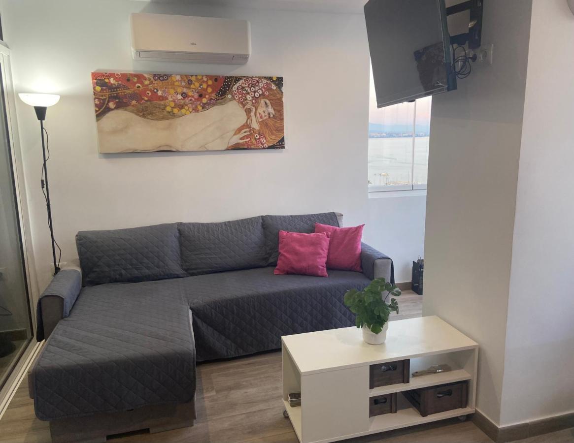 Mediterranean View Suite Costa Del Sol Фуeнхирола Екстериор снимка